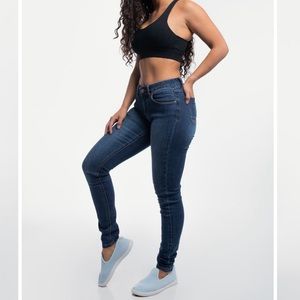 Women’s BARBELL APPAREL athletic fit skinny jeans